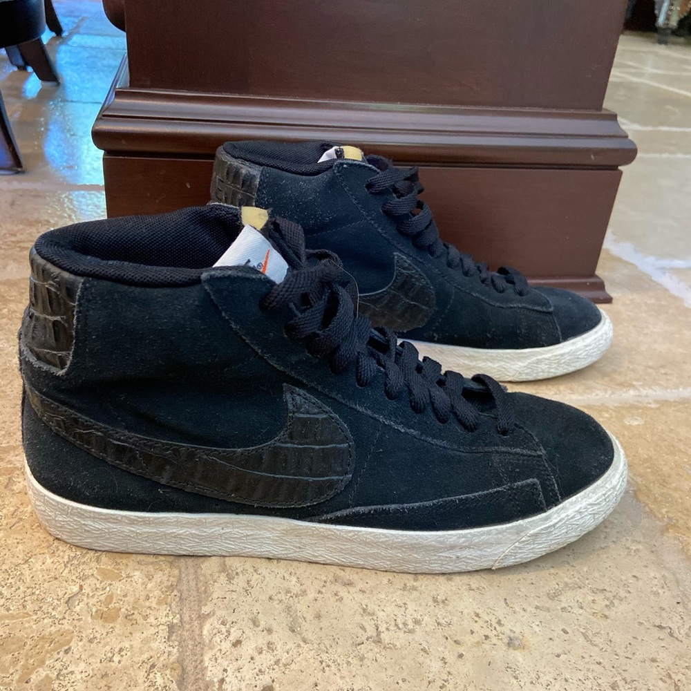 COPY - Nike hightops